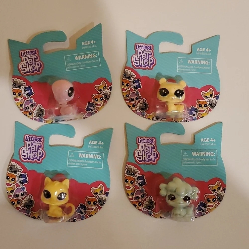 Littlest Pet Shop TV Series Mini Figure Pets Bundle of 4